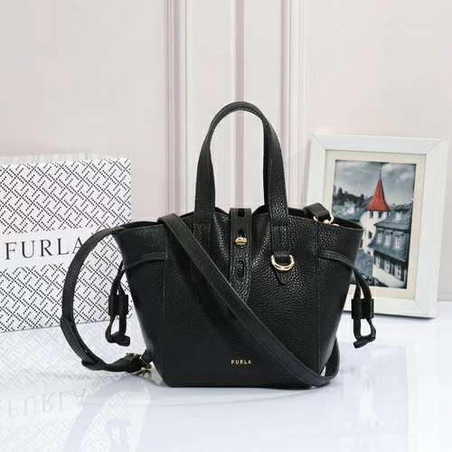 Picture of Furla Lady Handbags _SKUfw121910935fw